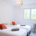 Connemara, Superbe Avec Piscine, Au Coeur De La Foret, Acces A La En Velo Villa