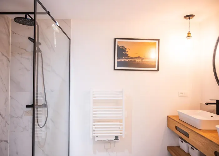 Connemara, Superbe Avec Piscine, Au Coeur De La Foret, Acces A La En Velo * Soorts-Hossegor