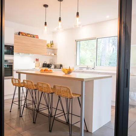 Villa Connemara, Superbe Avec Piscine, Au Cœur De La Forêt, Accès à La En Vélo *