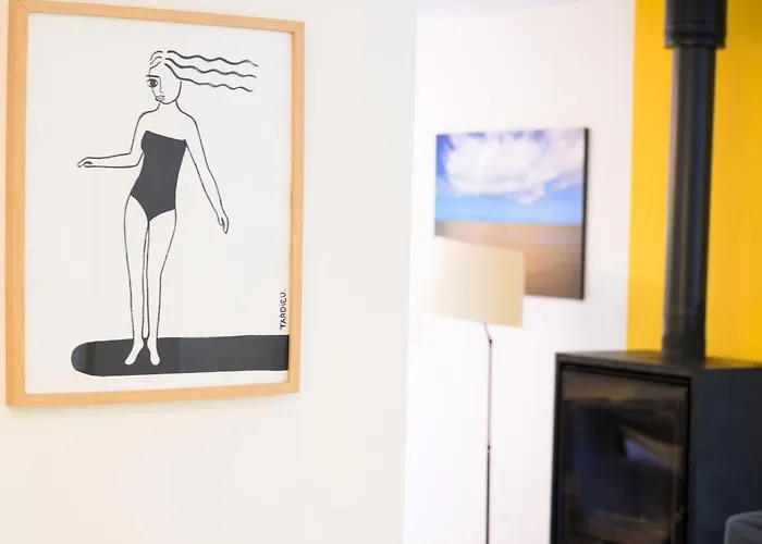 Connemara, Superbe Avec Piscine, Au Coeur De La Foret, Acces A La En Velo *